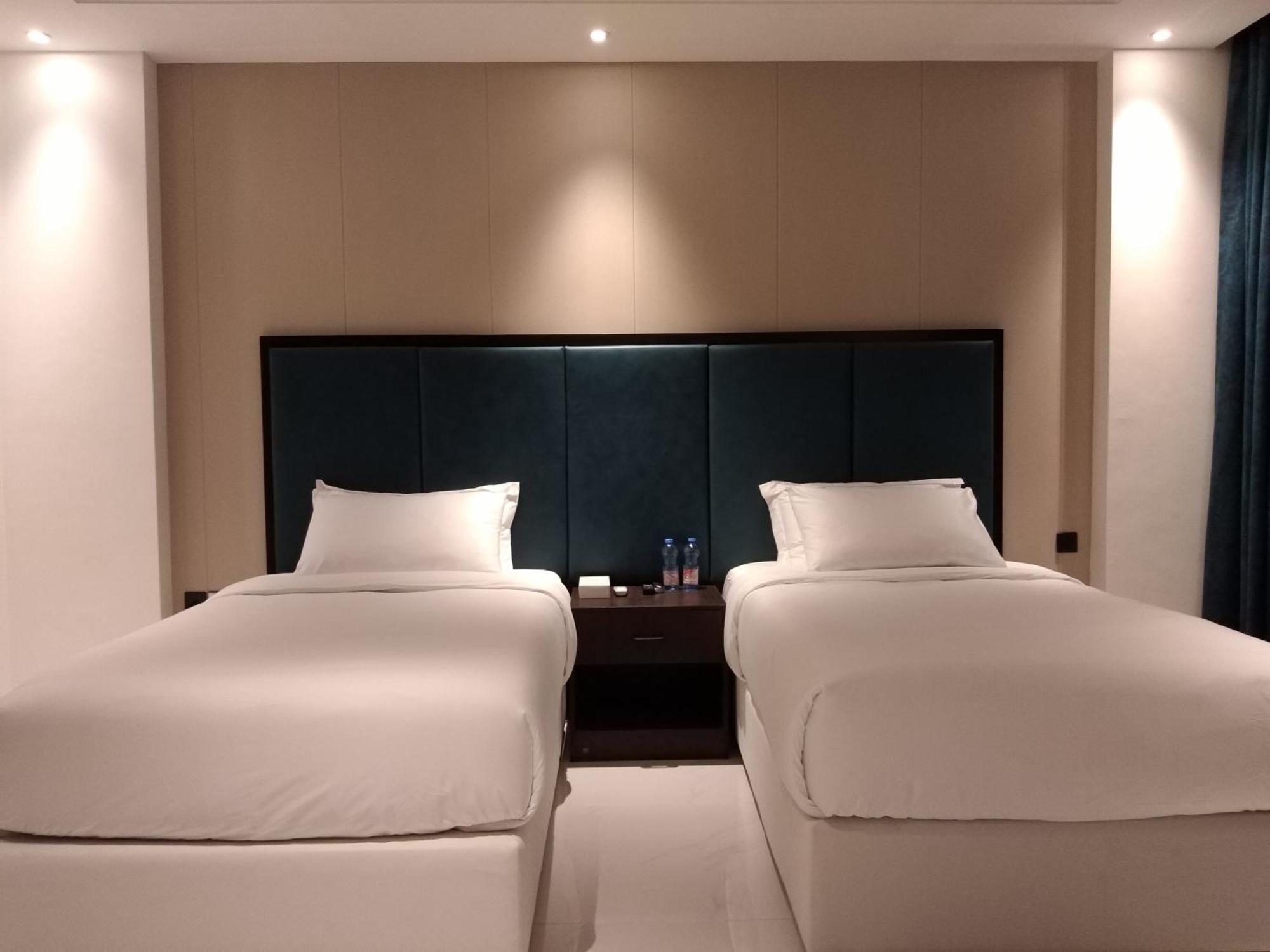 Nebula Hotel Duqm Esterno foto