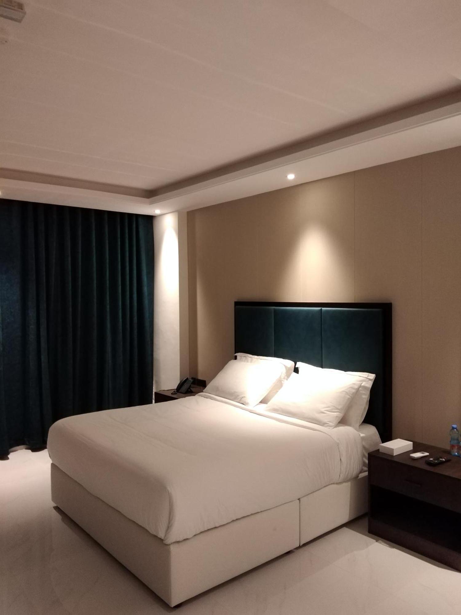 Nebula Hotel Duqm Esterno foto