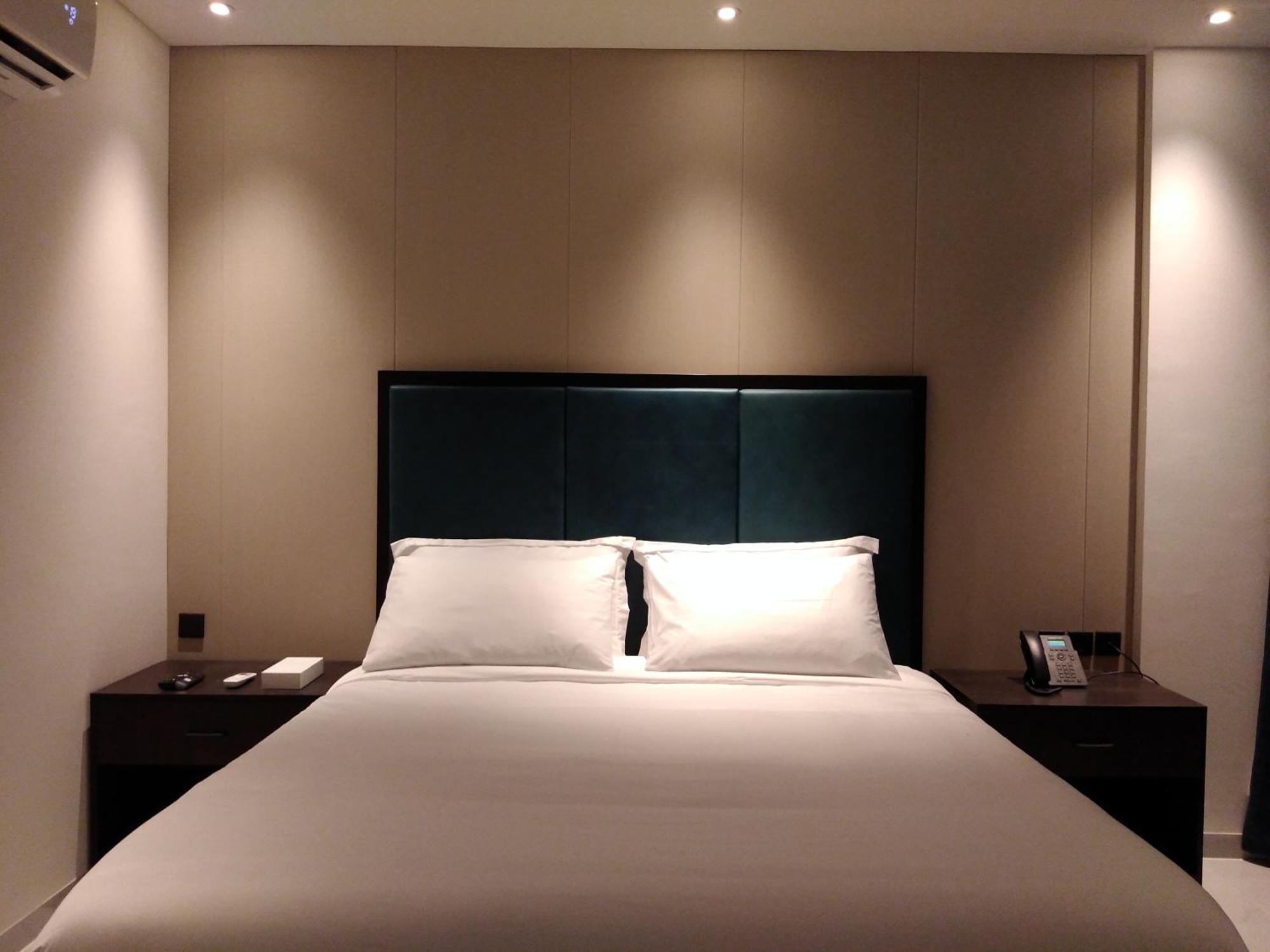 Nebula Hotel Duqm Esterno foto